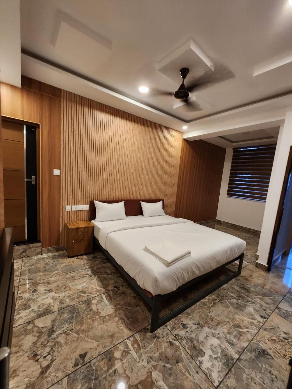 Royal View Residency Otel Attingal Dış mekan fotoğraf